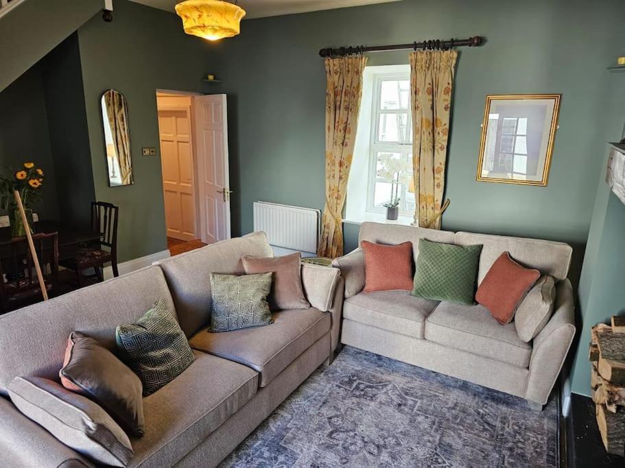Hill House Lodge Sleeps 6 Overlooking The Rock Of Cashel Cashel  Exterior photo